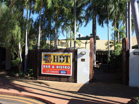Humpty Doo Tavern - Yarra Valley Accommodation 0
