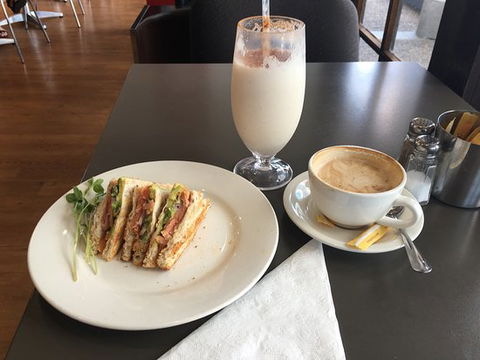 Cafe Fiori - Yarra Valley Accommodation 0