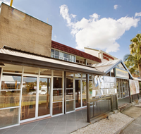 Commercial Hotel - Yarra Valley Accommodation