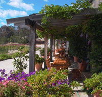 Merchants of No Sense - Yarra Valley Accommodation