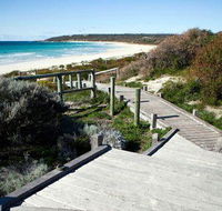 Bunkers Beach House - Yarra Valley Accommodation