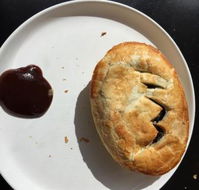 Devil's Den Cafe and Takeaway - Yarra Valley Accommodation