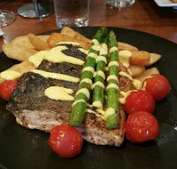 Tower Hotel Bistro - Yarra Valley Accommodation