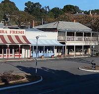 Burra Hotel - Yarra Valley Accommodation