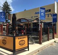 Waterfront Cafe - Yarra Valley Accommodation