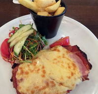 Arundel Tavern - Yarra Valley Accommodation