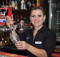 Advancetown Hotel - Yarra Valley Accommodation