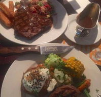 Cattleman's Rest Steakhouse - Yarra Valley Accommodation