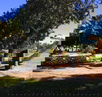 Gudjuda Deck Cafe - Yarra Valley Accommodation