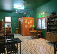 Irish Molly's Bar  Grill - Yarra Valley Accommodation