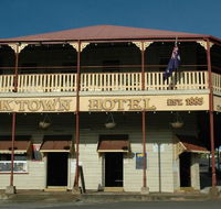 Cooktown Hotel - Yarra Valley Accommodation