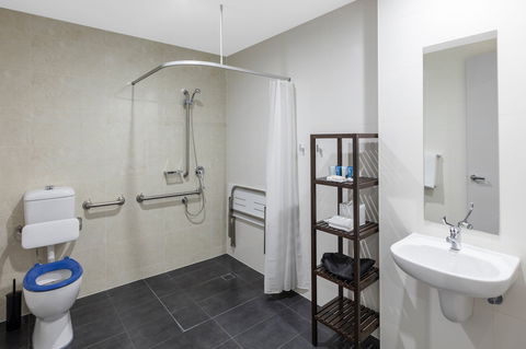 Meriton Serviced Apartments North Sydney - Yarra Valley Accommodation 0