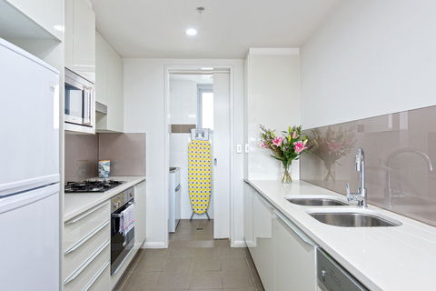 Astra Apartments North Sydney - Yarra Valley Accommodation 5