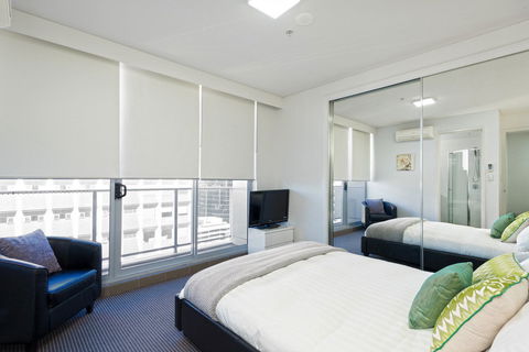 Astra Apartments North Sydney - Yarra Valley Accommodation 12
