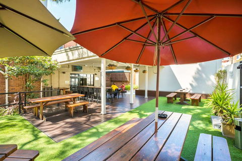 Nightcap At Regents Park Hotel - Yarra Valley Accommodation 9