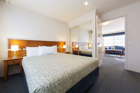 Canberra Parklands Central - Yarra Valley Accommodation 0
