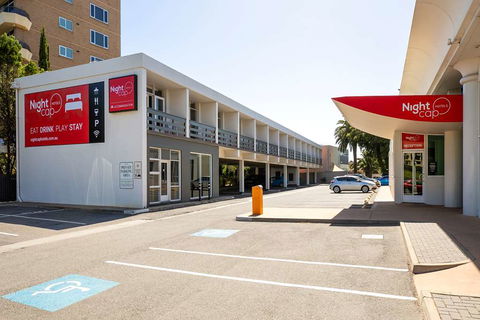 Watermark Glenelg - Yarra Valley Accommodation 0