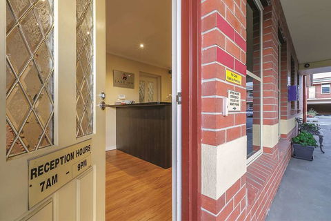 Lake Inn Ballarat - Yarra Valley Accommodation 2