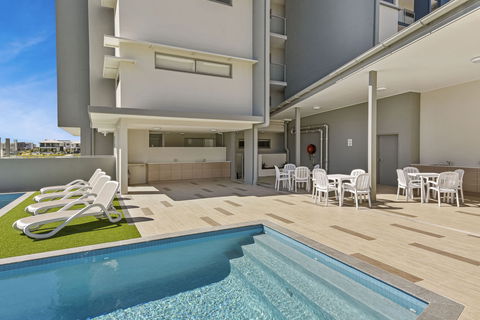 Direct Hotels - Aquarius Kawana - Yarra Valley Accommodation 2