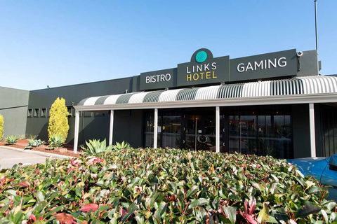 Links Hotel - Yarra Valley Accommodation 2