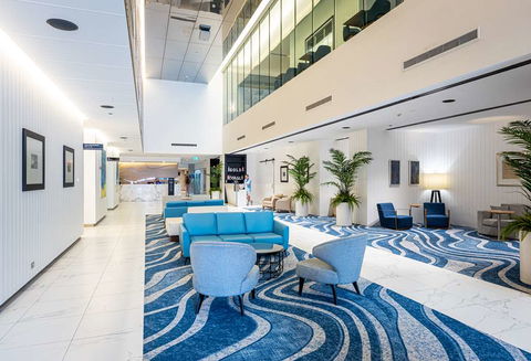 Hilton Surfers Paradise Hotel - Yarra Valley Accommodation 2
