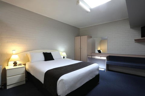 Redhill Tamworth Motor Inn - Yarra Valley Accommodation 1