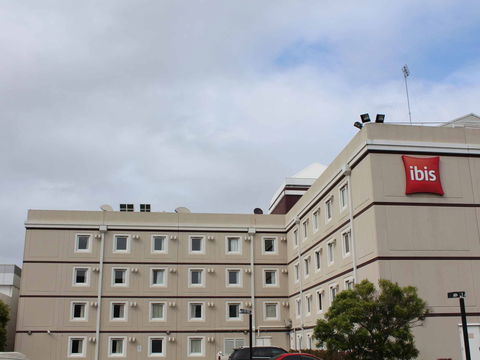 Ibis Newcastle - Yarra Valley Accommodation 2