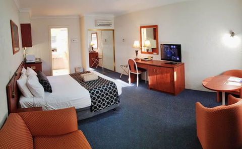 Amber Court Motor Inn - Yarra Valley Accommodation 1