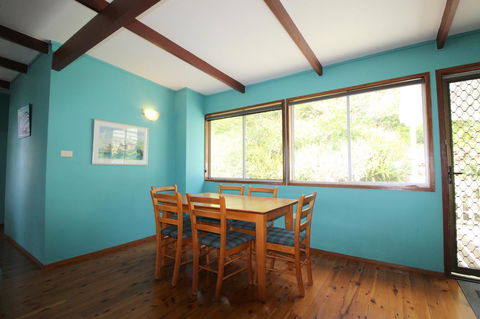 Bally High, 20 Dulconghi Street - Yarra Valley Accommodation 12
