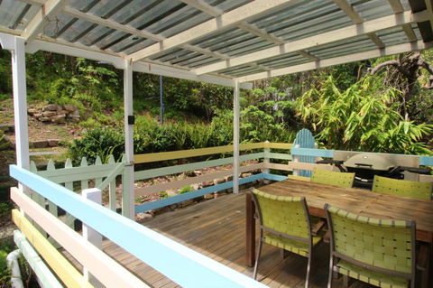 Bally High, 20 Dulconghi Street - Yarra Valley Accommodation 16