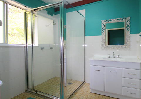 Bally High, 20 Dulconghi Street - Yarra Valley Accommodation 4
