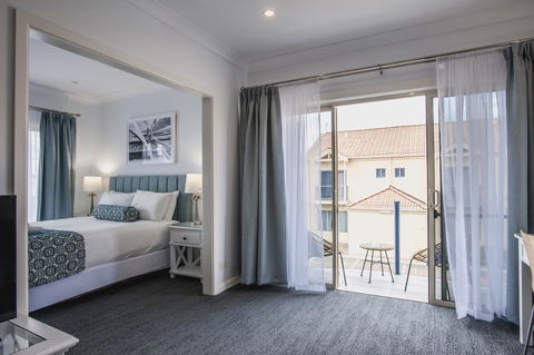 Marina Hotel - Yarra Valley Accommodation 8