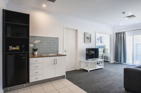Marina Hotel - Yarra Valley Accommodation 12