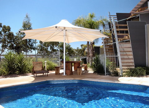 Majestic Oasis Apartments - Yarra Valley Accommodation 5
