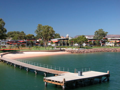 Majestic Oasis Apartments - Yarra Valley Accommodation 3
