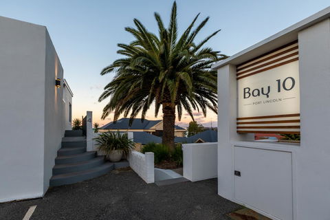 Bay 10 - Suites And Apartments - Yarra Valley Accommodation 21