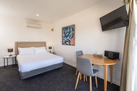 Bay 10 - Suites And Apartments - Yarra Valley Accommodation 8