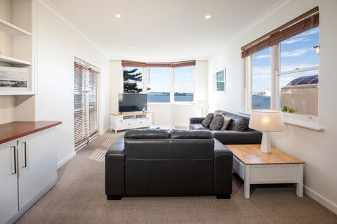 Bay 10 - Suites And Apartments - Yarra Valley Accommodation 33