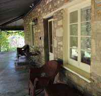 Hillside Cottage - Yarra Valley Accommodation