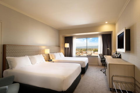 Stamford Grand Adelaide - Yarra Valley Accommodation 6