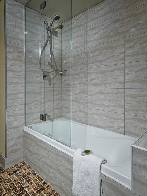 Stamford Grand Adelaide - Yarra Valley Accommodation 13
