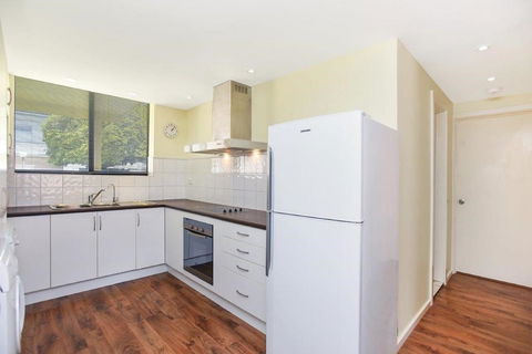 The Dolphins Beachfront Apartments - Yarra Valley Accommodation 16