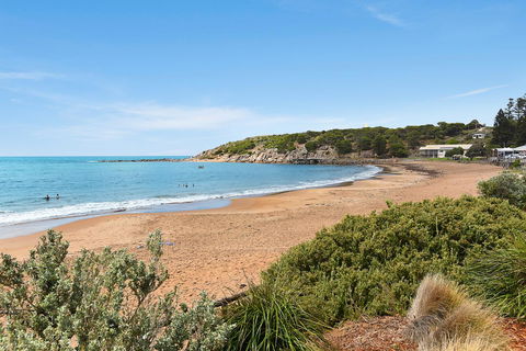 The Dolphins Beachfront Apartments - Yarra Valley Accommodation 1
