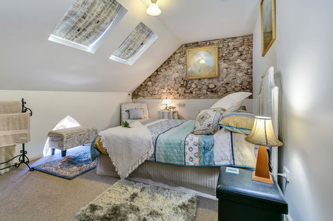 \'THE CHURCH\' Guest Home, Gawler Barossa Region - Yarra Valley Accommodation 7