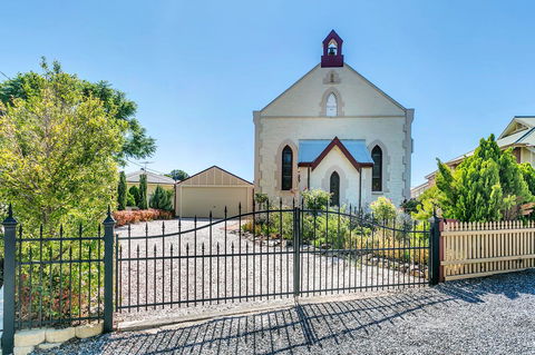 \'THE CHURCH\' Guest Home, Gawler Barossa Region - Yarra Valley Accommodation 0