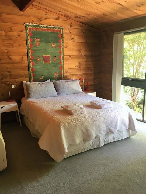Hilltop - Yarra Valley Accommodation 8