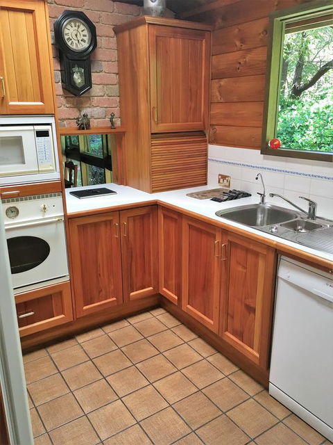 Hilltop - Yarra Valley Accommodation 5
