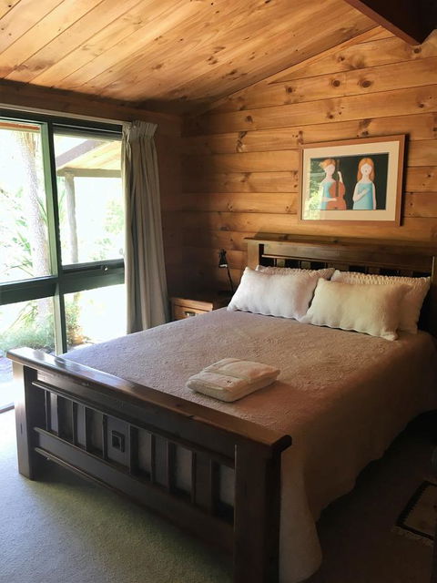 Hilltop - Yarra Valley Accommodation 7