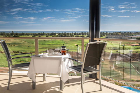 Lady Bay Hotel - Yarra Valley Accommodation 1