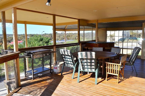 Baywatch - Yarra Valley Accommodation 9